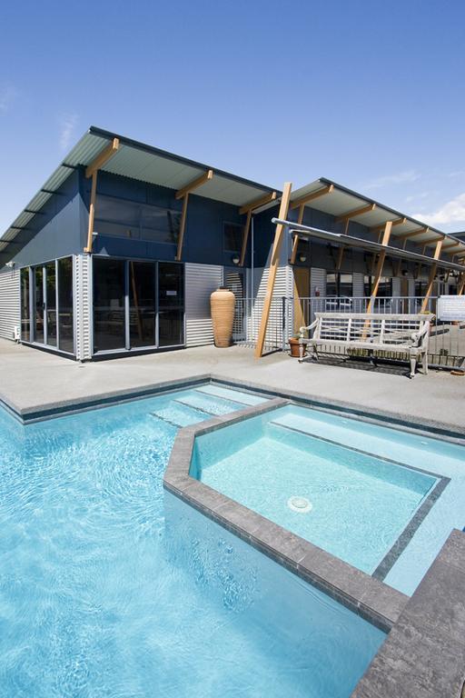 Beach House Motel Папамоа Экстерьер фото