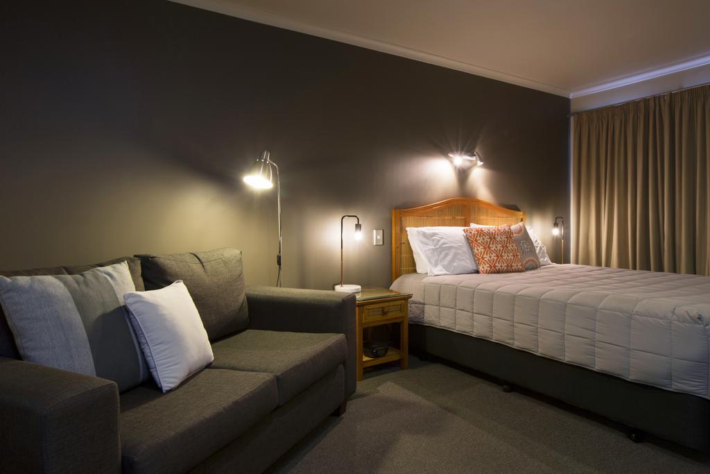 Beach House Motel Папамоа Экстерьер фото